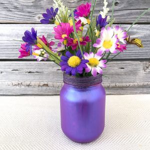 Pretty Painted Mason Jar Vase - Quick and Easy Craft - 100 Directions