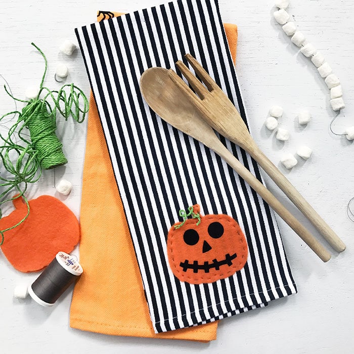 Fun Halloween Dish Towel Cute Ghost Print Fall Kitchen 