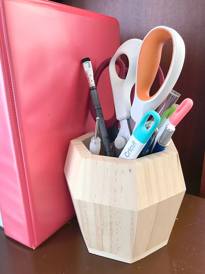 Pen and Pencil Storage for Craft Room