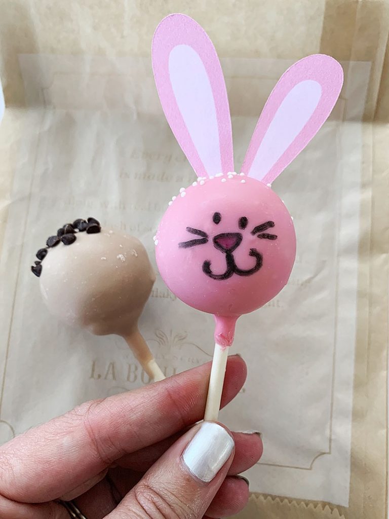 Cute Easter Bunny Cake Pops - 100 Directions