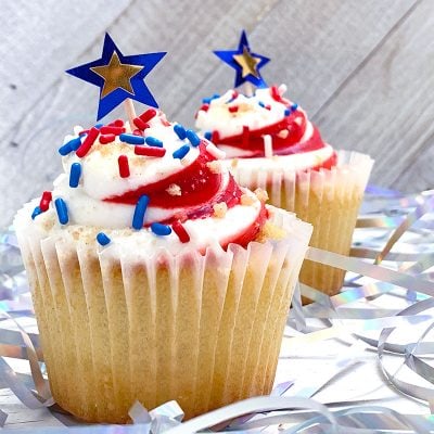 Patriotic Pinwheel Cupcake Toppers - 100 Directions