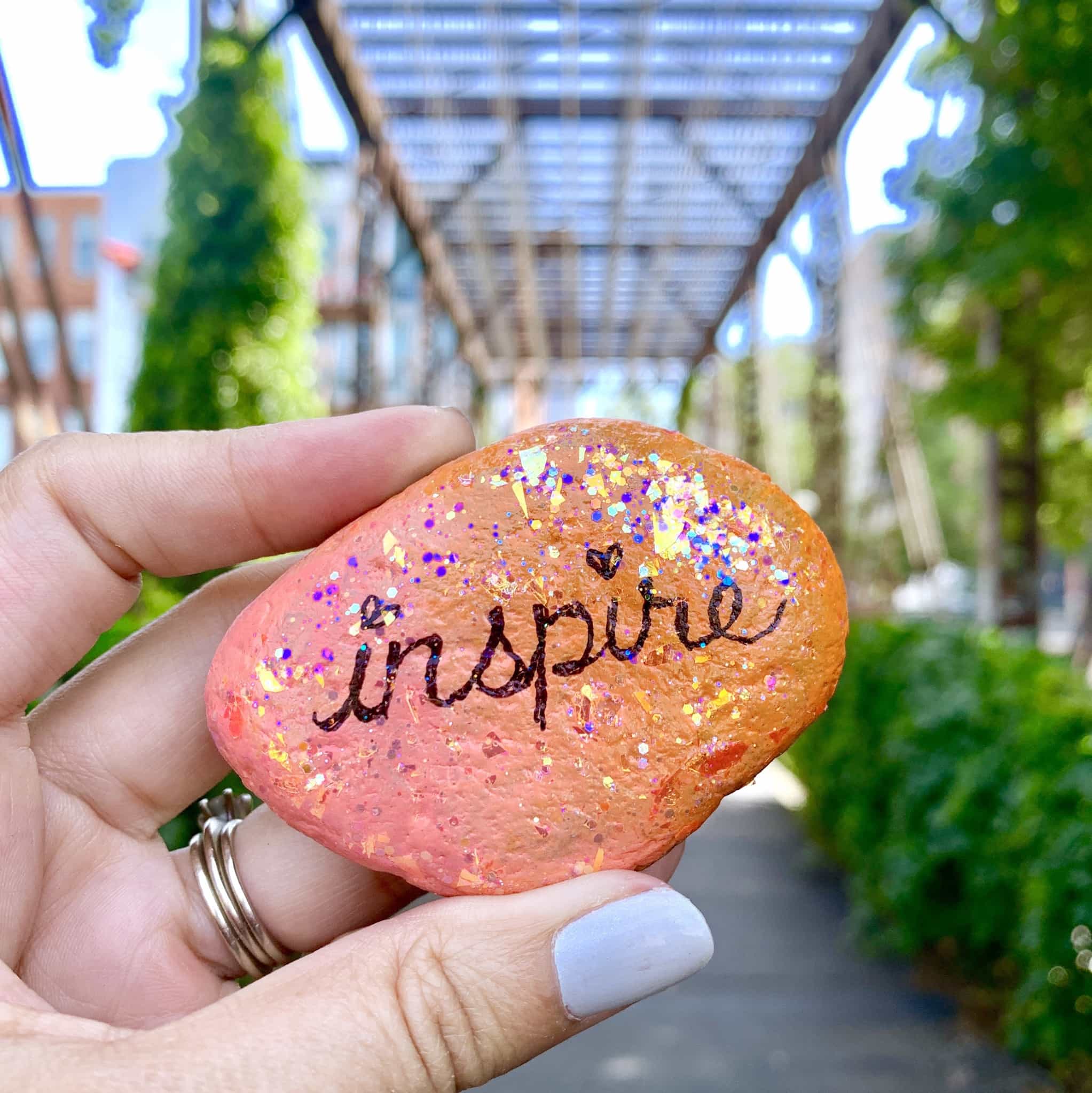 How To Make Glitter Word Art Painted Rocks 100 Directions