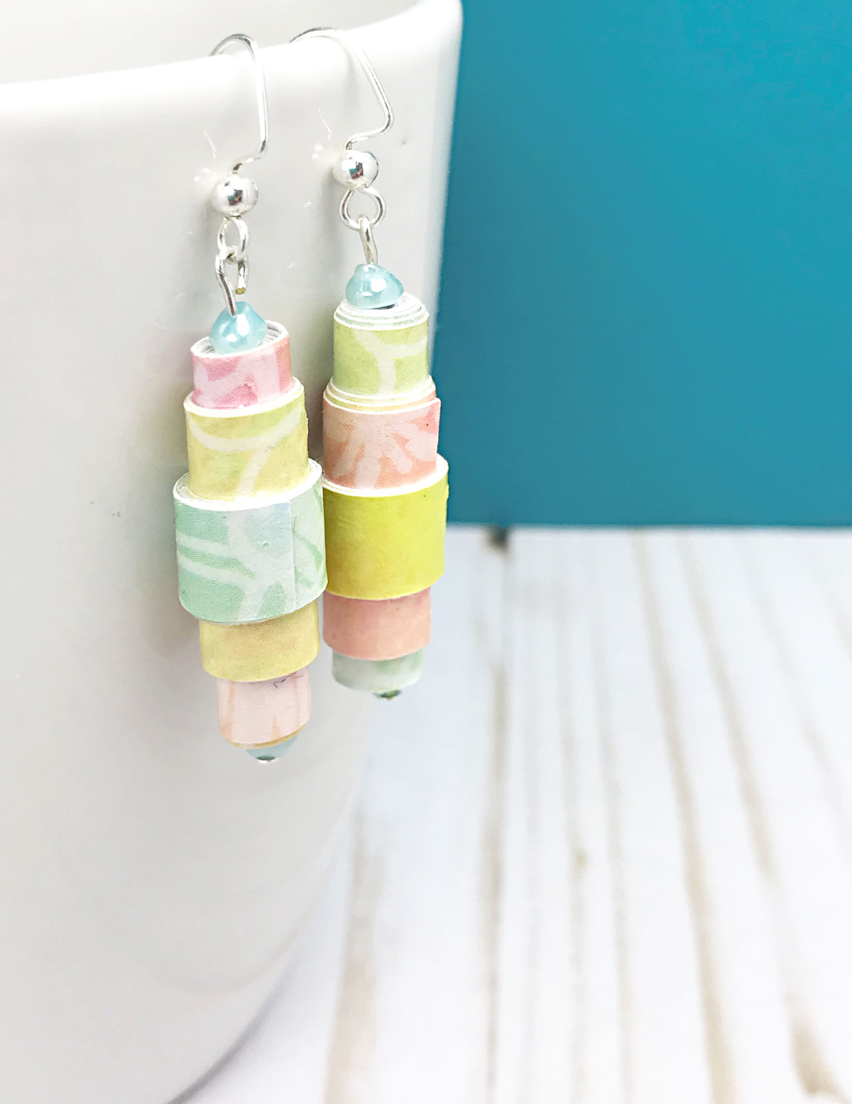 Download Make Rainbow Paper Bead Earrings 100 Directions