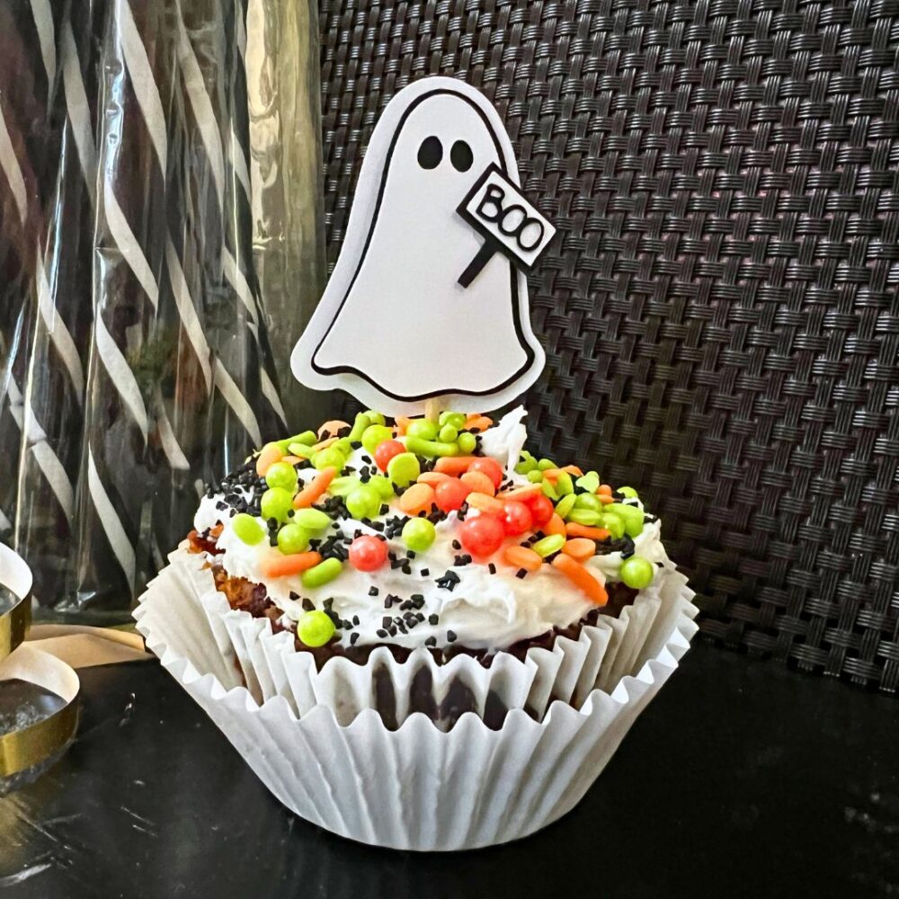 ghost cupcake topper